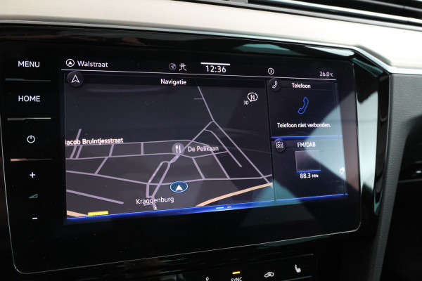 Volkswagen Passat Variant 2.0 TSI R-Line Business + Trekhaak, Automaat, Panorama, Adaptieve cruise
