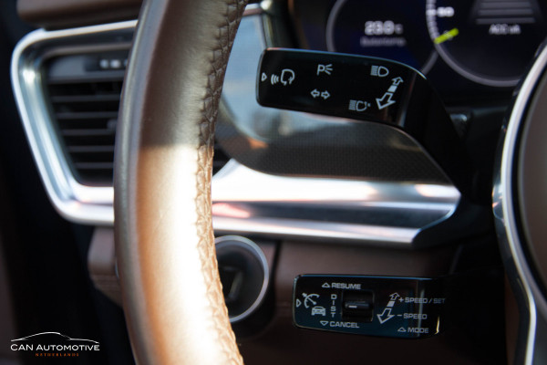 Porsche Panamera Sport Turismo 4.0 Turbo S E-Hybrid Keramisch 686PK .