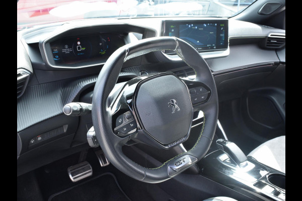 Peugeot e-2008 EV GT Pack 50 kWh SCHUIF- KANTELDAK | STOELVERWARMING | CAMERA MET SENSOREN | NAVI & CARPLAY |