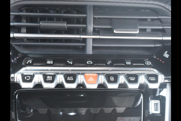 Peugeot e-2008 EV GT Pack 50 kWh SCHUIF- KANTELDAK | STOELVERWARMING | CAMERA MET SENSOREN | NAVI & CARPLAY |