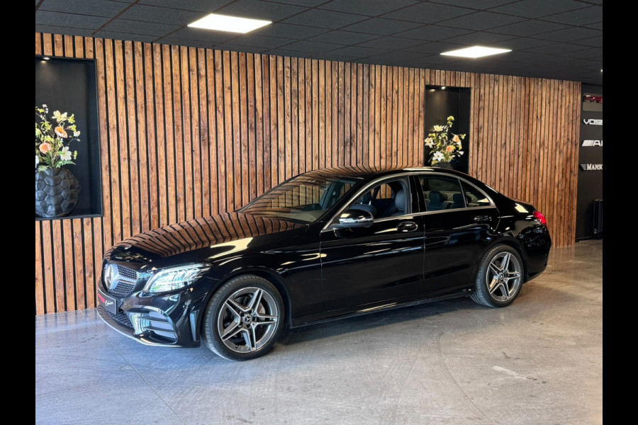Mercedes-Benz C-Klasse 180 Business Solution AMG / Virtual / Carplay / Stoelverwarming / Sfeerverlichting / Trekhaak / ACC /