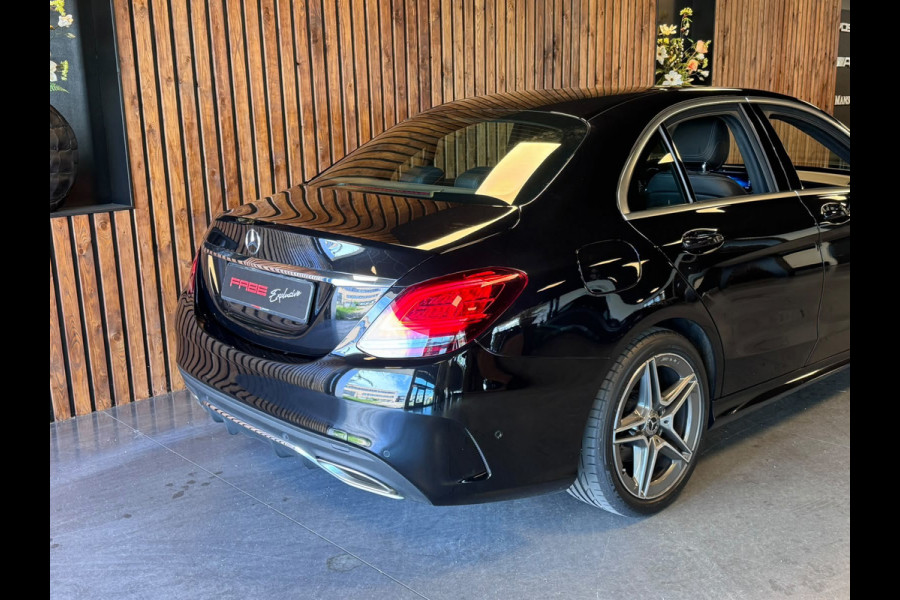 Mercedes-Benz C-Klasse 180 Business Solution AMG / Virtual / Carplay / Stoelverwarming / Sfeerverlichting / Trekhaak / ACC /