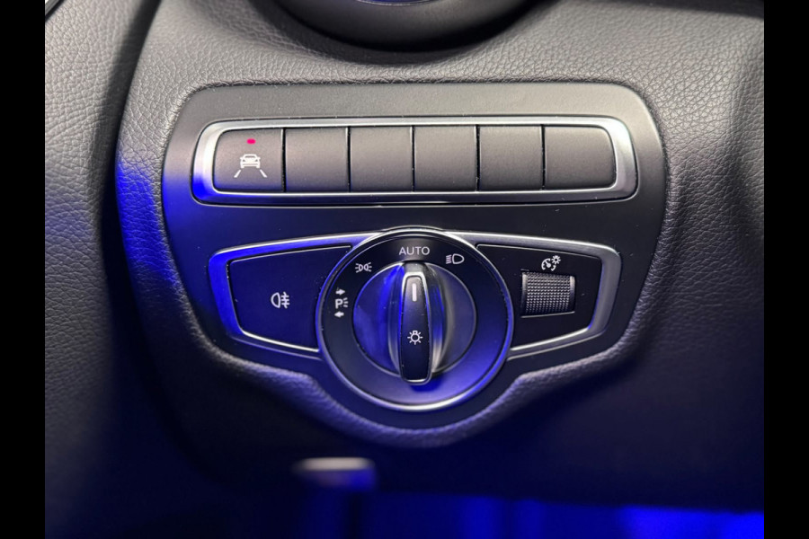 Mercedes-Benz C-Klasse 180 Business Solution AMG / Virtual / Carplay / Stoelverwarming / Sfeerverlichting / Trekhaak / ACC /