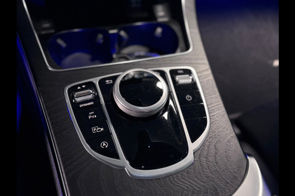 Mercedes-Benz C-Klasse 180 Business Solution AMG / Virtual / Carplay / Stoelverwarming / Sfeerverlichting / Trekhaak / ACC /