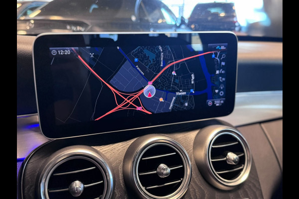 Mercedes-Benz C-Klasse 180 Business Solution AMG / Virtual / Carplay / Stoelverwarming / Sfeerverlichting / Trekhaak / ACC /