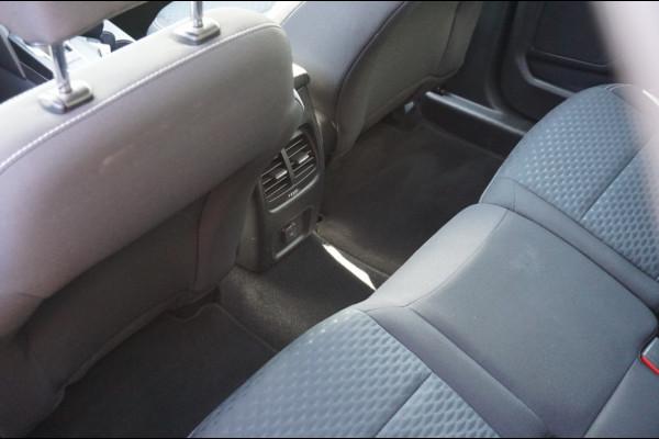 Ford Kuga 225PK PHEV Cool&Connect AUTOM. | WINTERPACK | AFN. TREKHAAK!