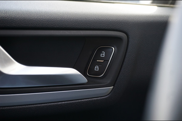 Ford Kuga 225PK PHEV Cool&Connect AUTOM. | WINTERPACK | AFN. TREKHAAK!