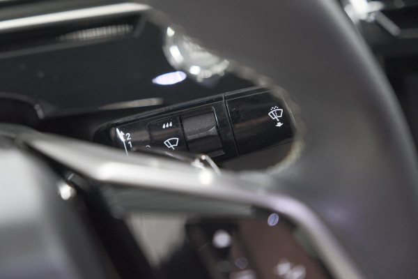 Peugeot 3008 1.2 Hybrid 145 GT | Panoramadak | Focal Hi-Fi | 360 Camera | Adaptieve Cruise Control
