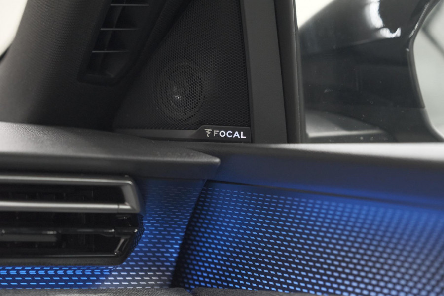 Peugeot 3008 1.2 Hybrid 145 GT | Panoramadak | Focal Hi-Fi | 360 Camera | Adaptieve Cruise Control