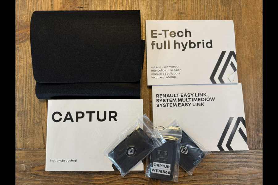 Renault Captur 1.6 E-Tech Hybrid 145 E-tech Engineered Camera Navi Carplay Stoel/Stuurverw