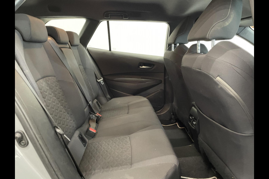 Toyota Corolla Touring Sports 1.8 Hybrid Active Navigatie Apple Carplay Android Auto Camera Adaptive Cruise Control Lichtmetalen velgen Climate Control
