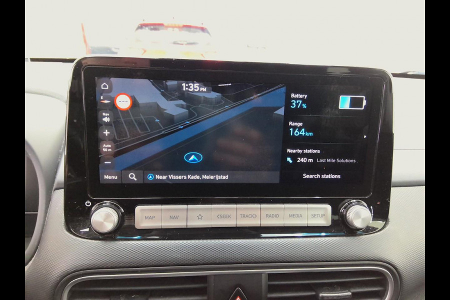 Hyundai Kona EV Premium 64 kWh