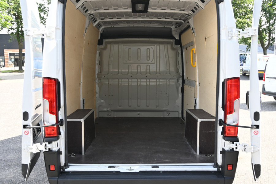 Fiat Ducato L2H2 140 pk 3.5t Camera, 270 Graden achterdeuren