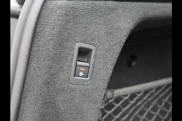 Audi A6 Avant 50 TFSI e quattro S Line 300pk PHEV Dealer O.H | Trekhaak af Fabriek | Adaptive Cruise | Lederen Sportstoelen Memory | Apple Carplay | 19"L.M | BLIS | Virtual |