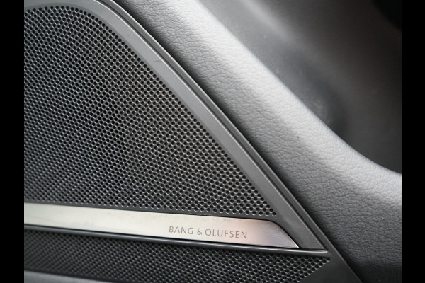 Audi A6 Avant 50 TFSI e quattro S Line 300pk PHEV Dealer O.H | Trekhaak af Fabriek | Adaptive Cruise | Lederen Sportstoelen Memory | Apple Carplay | 19"L.M | BLIS | Virtual |