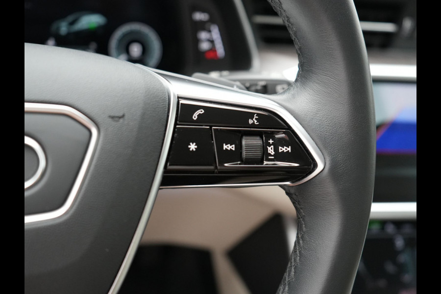 Audi A6 Avant 50 TFSI e quattro S Line 300pk PHEV Dealer O.H | Trekhaak af Fabriek | Adaptive Cruise | Lederen Sportstoelen Memory | Apple Carplay | 19"L.M | BLIS | Virtual |