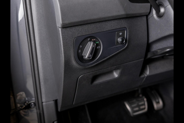 Volkswagen Tiguan 1.5 TSI Sport Urban / 150pk / Trekhaak / Achteruitrij camera / Harman Kardon / Head-Up display /
