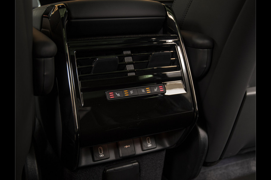 Land Rover Range Rover Sport 3.0 P460e Dynamic SE PANO | 23" | HUD | MERIDIAN | TREKHAAK | BLACKPACK