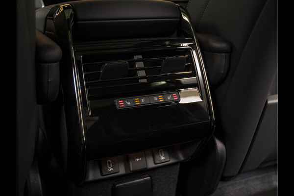 Land Rover Range Rover Sport 3.0 P460e Dynamic SE PANO | 23" | HUD | MERIDIAN | TREKHAAK | BLACKPACK