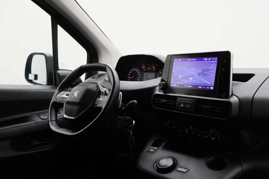 Peugeot Partner 1.5 BlueHDI Premium Camera, Apple Carplay, Trekhaak, Stoelverwarming, 17"