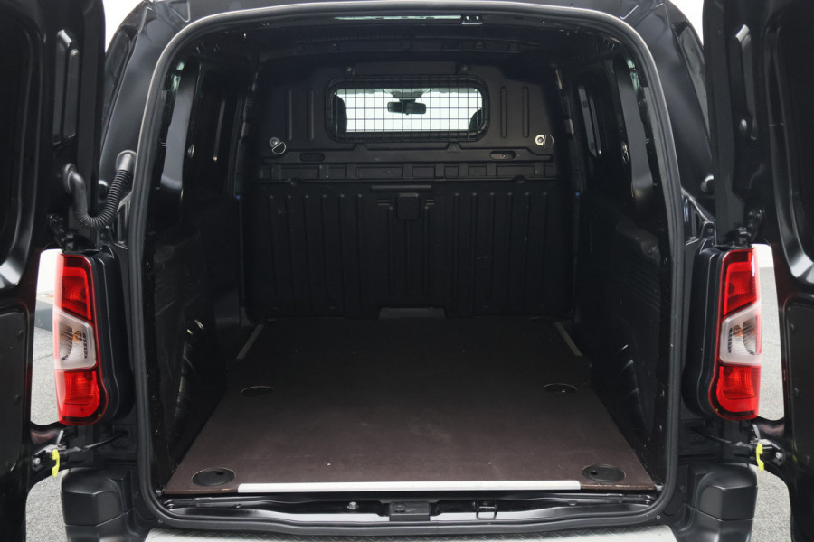 Peugeot Partner 1.5 BlueHDI Premium Camera, Apple Carplay, Trekhaak, Stoelverwarming, 17"