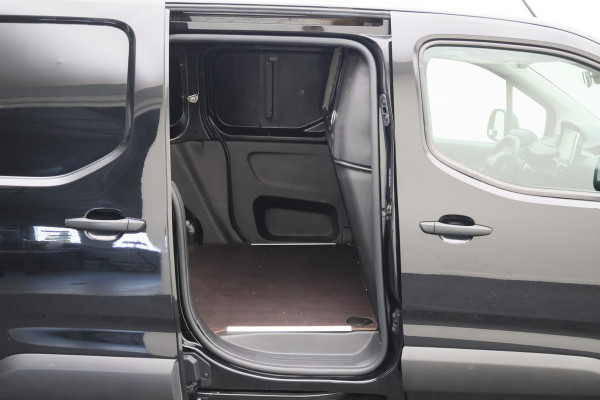 Peugeot Partner 1.5 BlueHDI Premium Camera, Apple Carplay, Trekhaak, Stoelverwarming, 17"