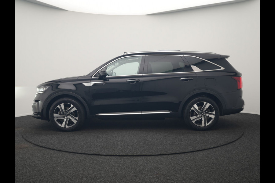 Kia Sorento 1.6 T-GDI 4WD DynamicPlusLine 265pk Dealer O.H. | Trekhaak Afn. | Panodak | Adaptive Cruise | 360 Camera | Bose Audio | Lederen Sportstoelen & Stuur Verwarmd | Keyless | Blis | Sfeerverlichting | Apple Carplay | Navigatie | DAB | Plug In Hybrid |
