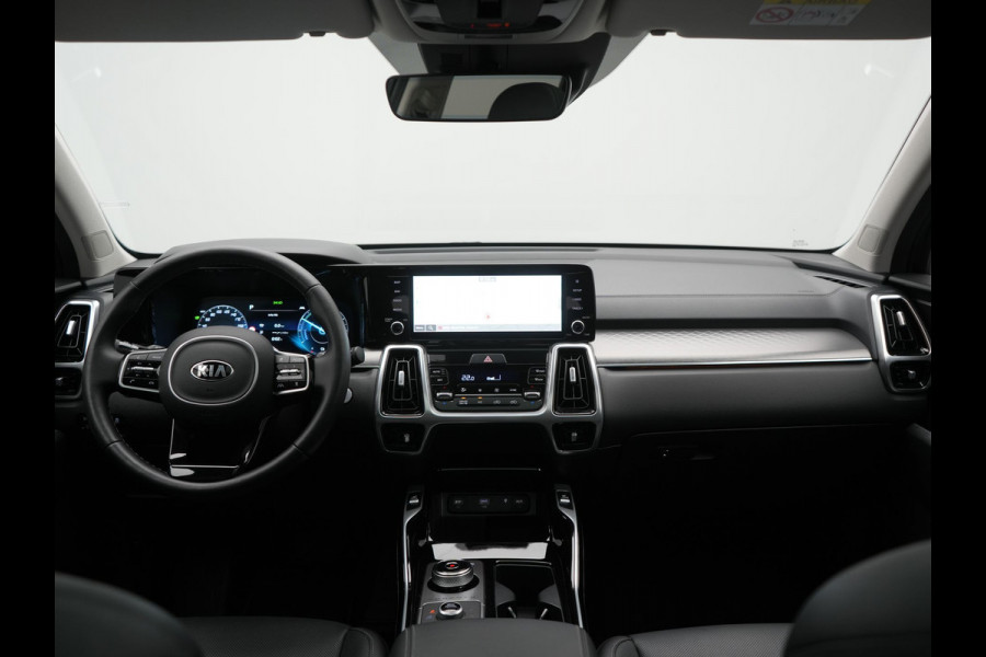 Kia Sorento 1.6 T-GDI 4WD DynamicPlusLine 265pk Dealer O.H. | Trekhaak Afn. | Panodak | Adaptive Cruise | 360 Camera | Bose Audio | Lederen Sportstoelen & Stuur Verwarmd | Keyless | Blis | Sfeerverlichting | Apple Carplay | Navigatie | DAB | Plug In Hybrid |