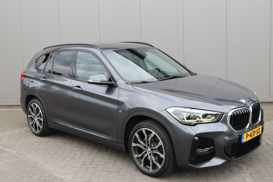 BMW X1 xDrive25e PHEV High Executive M-Sport/Trekhaak/Pano-dak/Camera/Harman-Kardon
