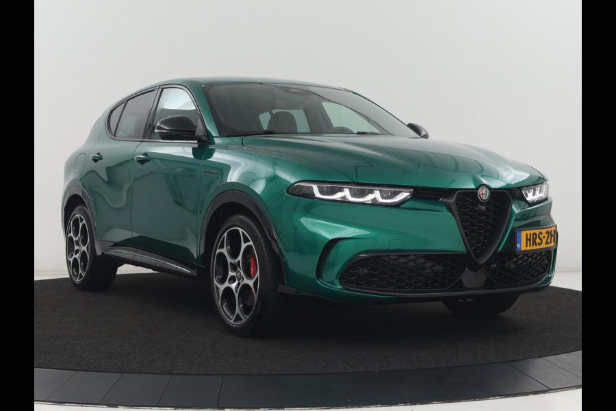 Alfa Romeo Tonale 1.5T Hybrid Veloce | 360 Camera | Stoelventilatie | Adaptive cruise | Stoelverwarming | Carplay | Matrix LED | Digital cockpit | Keyless | Elektrische stoelen | Leder | Parkeerhulp | Elektrische kofferklep | Origineel NL