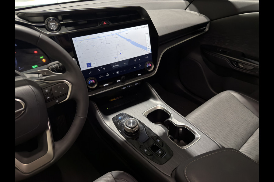 Lexus RZ 450e Executive Line 71 kWh | Leder interieur | Stoelen gekoeld & verwarmd | LMV 20" | Soh (batterijcheck) Waarde 97,2 %