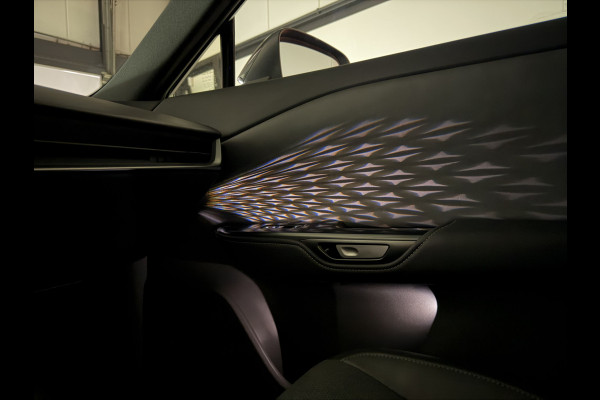 Lexus RZ 450e Executive Line 71 kWh | Leder interieur | Stoelen gekoeld & verwarmd | LMV 20" | Soh (batterijcheck) Waarde 97,2 %