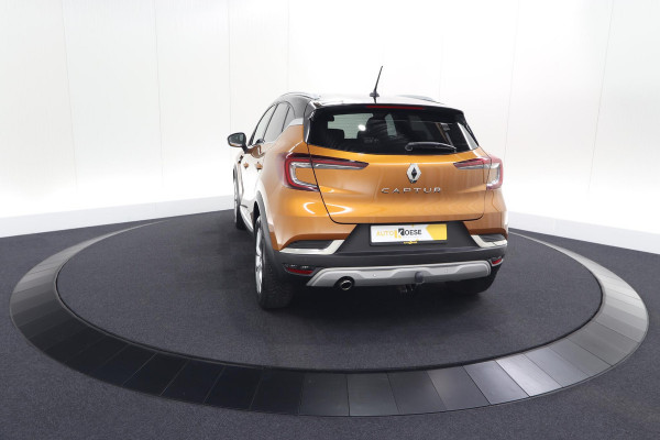Renault Captur TCe 130 EDC Intens | Trekhaak | Adaptieve Cruise Control | Camera | Navigatie