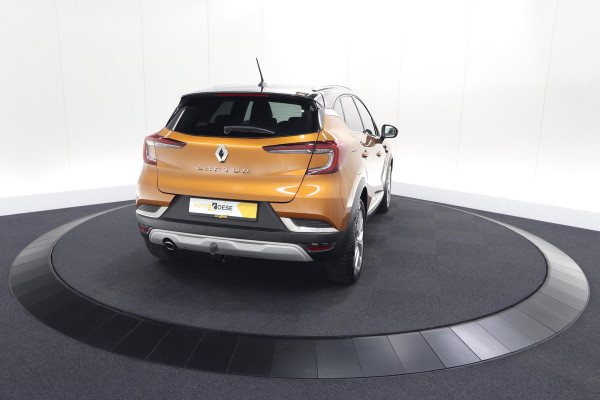 Renault Captur TCe 130 EDC Intens | Trekhaak | Adaptieve Cruise Control | Camera | Navigatie