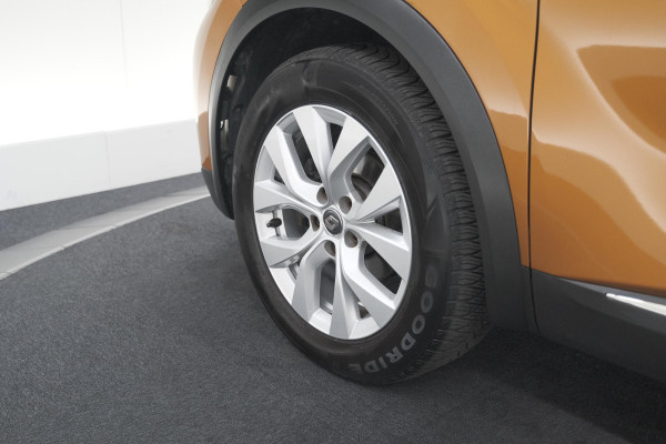 Renault Captur TCe 130 EDC Intens | Trekhaak | Adaptieve Cruise Control | Camera | Navigatie