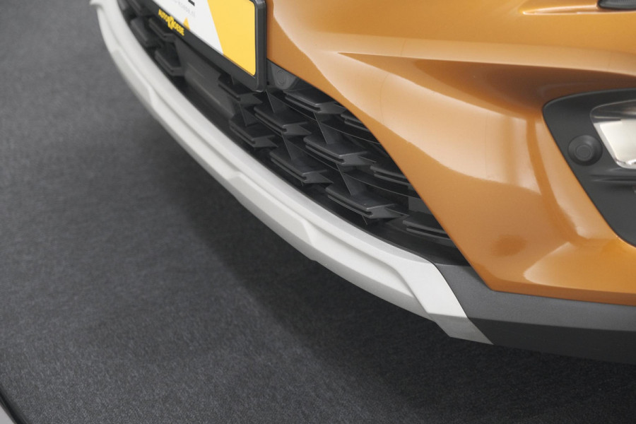 Renault Captur TCe 130 EDC Intens | Trekhaak | Adaptieve Cruise Control | Camera | Navigatie