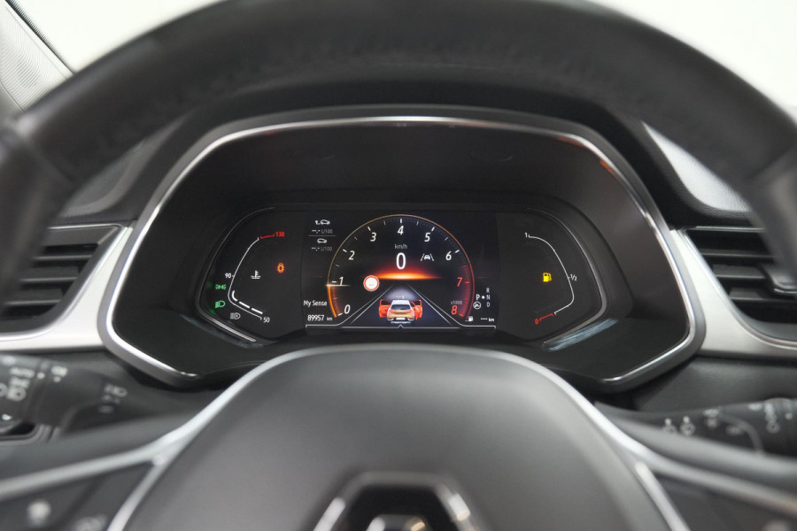 Renault Captur TCe 130 EDC Intens | Trekhaak | Adaptieve Cruise Control | Camera | Navigatie