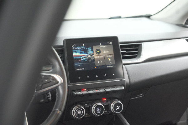 Renault Captur TCe 130 EDC Intens | Trekhaak | Adaptieve Cruise Control | Camera | Navigatie