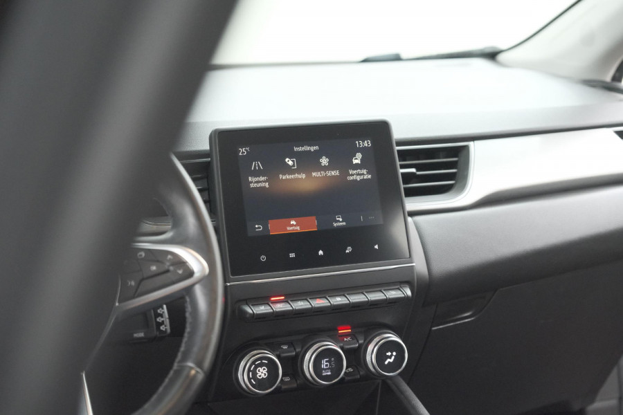 Renault Captur TCe 130 EDC Intens | Trekhaak | Adaptieve Cruise Control | Camera | Navigatie