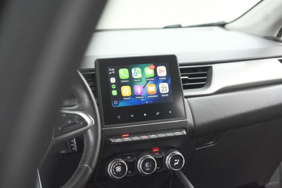 Renault Captur TCe 130 EDC Intens | Trekhaak | Adaptieve Cruise Control | Camera | Navigatie