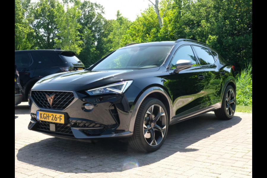 CUPRA Formentor 1.4 e-Hybrid VZ Performance 245 PK | Stuur & Stoelverwarming | Camera | Adaptive cruise control | 19 inch | Carplay