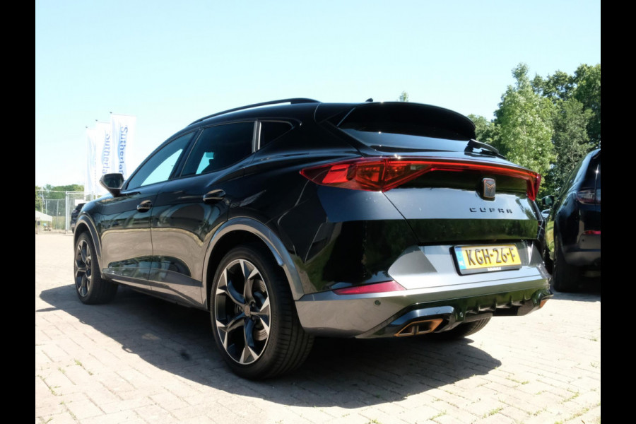 CUPRA Formentor 1.4 e-Hybrid VZ Performance 245 PK | Stuur & Stoelverwarming | Camera | Adaptive cruise control | 19 inch | Carplay