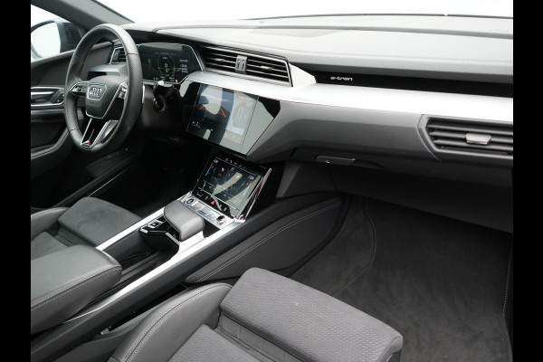 Audi Q8 e-tron Sportback 55 Quattro S edition 95 kWh 408pk Dealer O.H | Luchtvering | Panodak | Black Optic | Adaptive Cruise | 360 Camera | B&O Soundsystem | 21"L.M | Alcantara Sportstoelen Memory | Apple Carplay | Matrix LED |