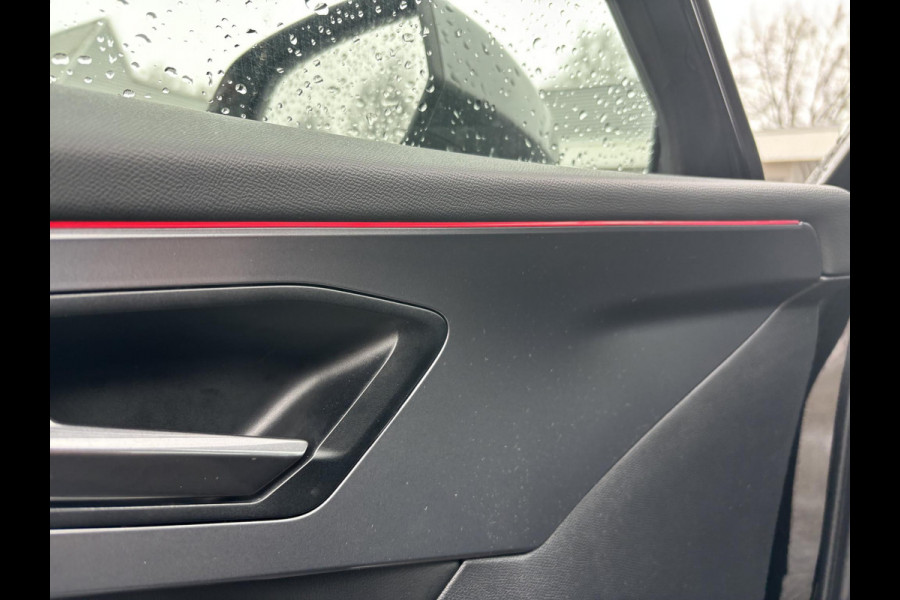 CUPRA Formentor 1.4 e-Hybrid VZ Performance 245 PK | Stuur & Stoelverwarming | Camera | Adaptive cruise control | 19 inch | Carplay