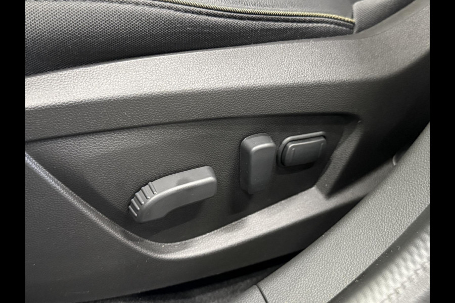 Renault Arkana 1.6 E-Tech full hybrid 145 techno Airco ECC Navi Carplay PDC VA + Camera Adaptive Cruise Stoel/Stuurverwarming Full LED Virtual Dashboard