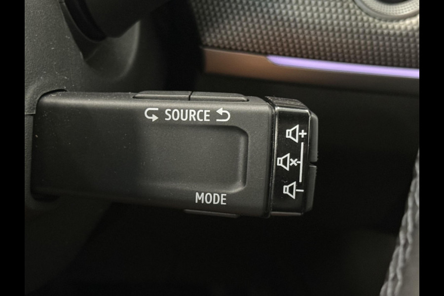 Renault Arkana 1.6 E-Tech full hybrid 145 techno Airco ECC Navi Carplay PDC VA + Camera Adaptive Cruise Stoel/Stuurverwarming Full LED Virtual Dashboard