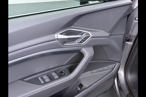 Audi e-tron 313pk Quattro Pano-Dak Adap.Cruise Leer+Verwarmd+Memory Camera Apple Carplay Android Auto Pdc Business Edition Plus 50 Quattro 4wd SOH 91% Elek.Achterklep Lmv Privacy Glas Led DAB Virtual Cockpit Rijstrooksensor Origineel Nederlandse Auto