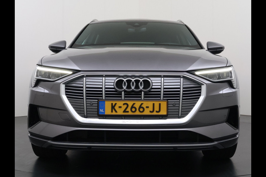 Audi e-tron 313pk Quattro Pano-Dak Adap.Cruise Leer+Verwarmd+Memory Camera Apple Carplay Android Auto Pdc Business Edition Plus 50 Quattro 4wd SOH 91% Elek.Achterklep Lmv Privacy Glas Led DAB Virtual Cockpit Rijstrooksensor Origineel Nederlandse Auto