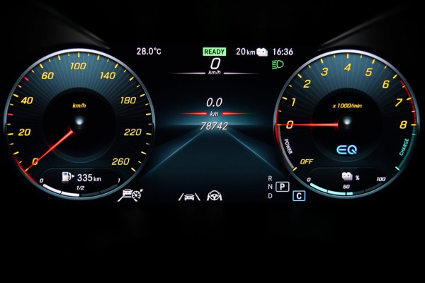 Mercedes-Benz GLC 300e 4MATIC / PANODAK / 360 / BURMESTER / MATRIX / CARPLAY