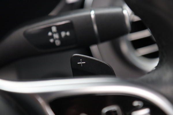 Mercedes-Benz GLC 300e 4MATIC / PANODAK / 360 / BURMESTER / MATRIX / CARPLAY